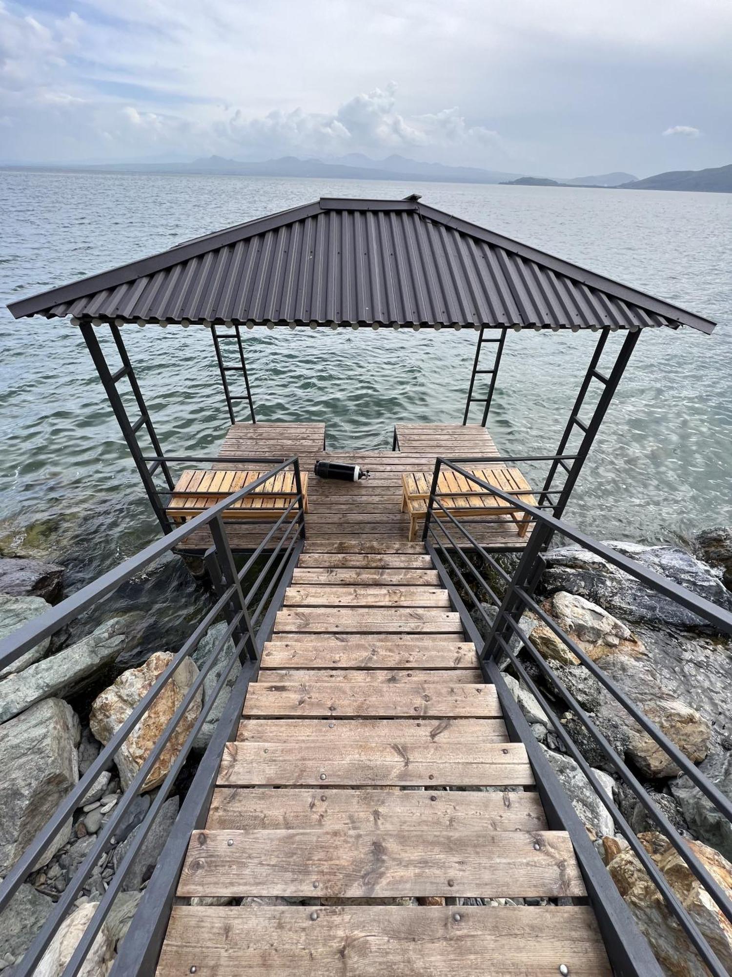 Altitude 1900 Dive Resort - Sevan Lake Chambarak Eksteriør billede