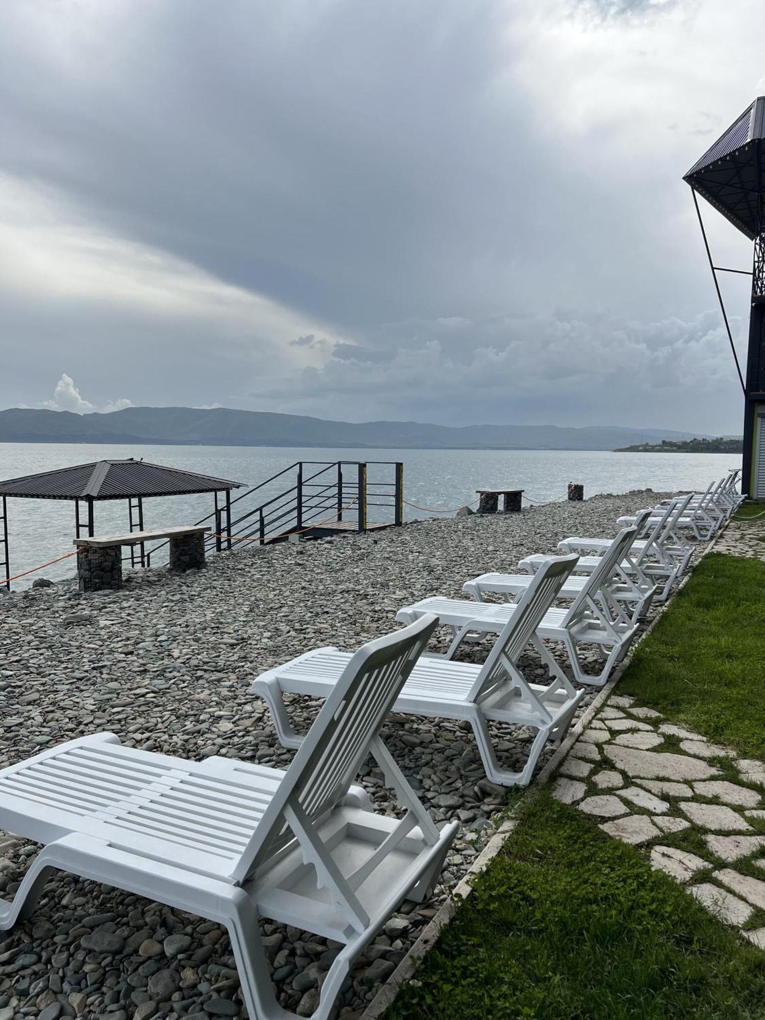 Altitude 1900 Dive Resort - Sevan Lake Chambarak Eksteriør billede